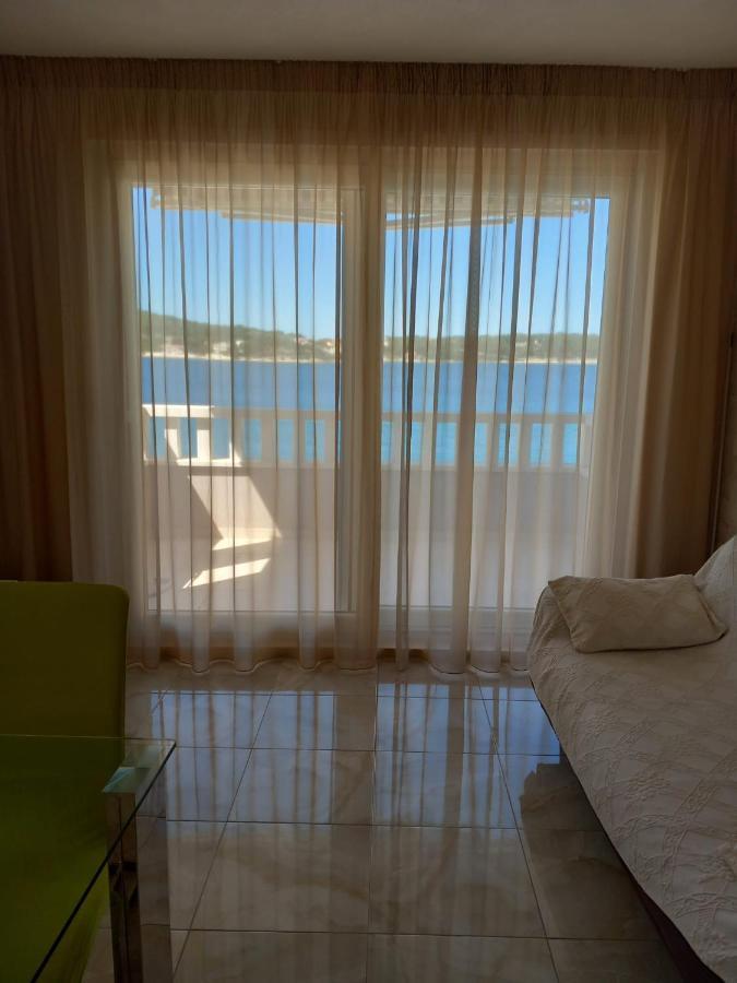 Apartments Stipe 罗戈兹尼察 外观 照片
